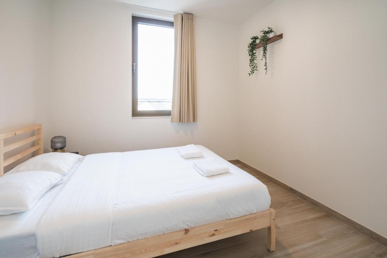 Opera Apartments In The Heart Of Antwerp Exterior photo